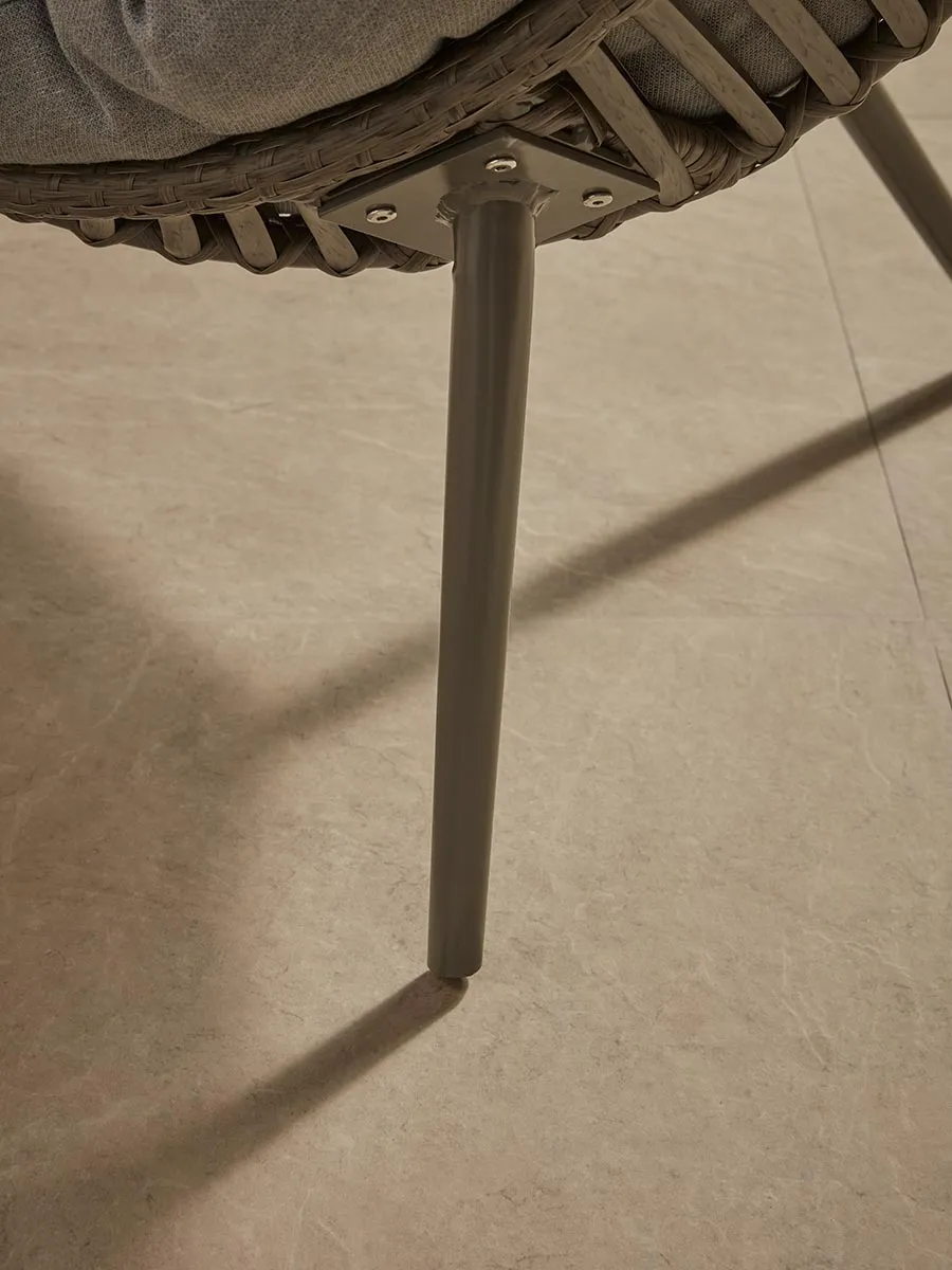 Indoor Outdoor Teardrop Occasional Chair-1