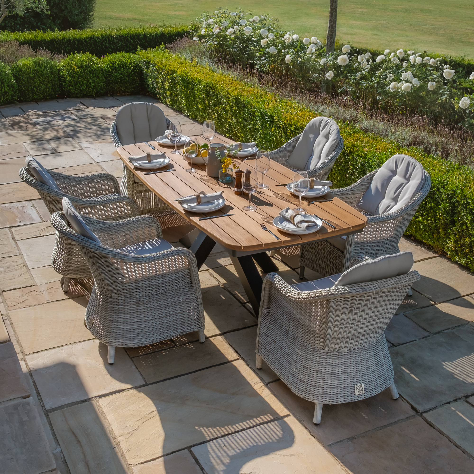 Jakarta Teak Oval Dining Table with 6 Oxford Hertiage Rattan Dining Chairs